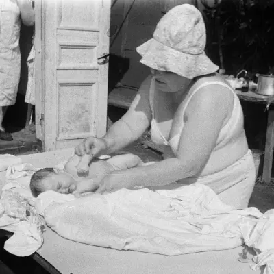 bw/_DSF1924_BLK.JPG